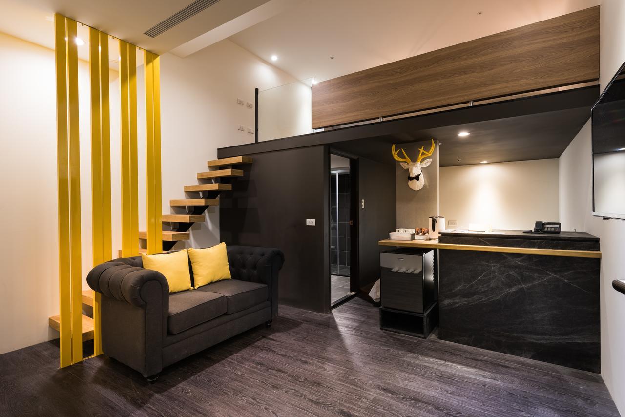 Hotel Half Taichung Exterior foto