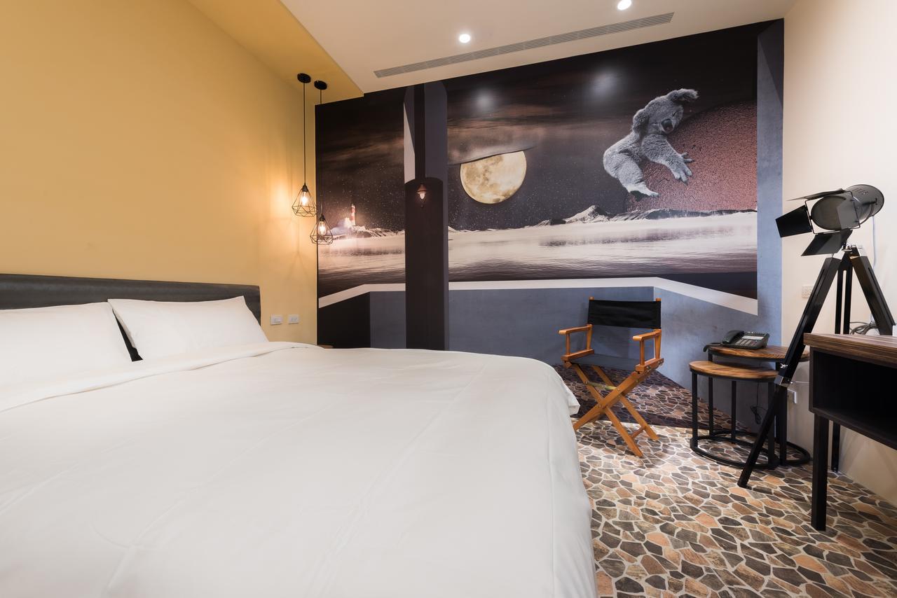 Hotel Half Taichung Exterior foto