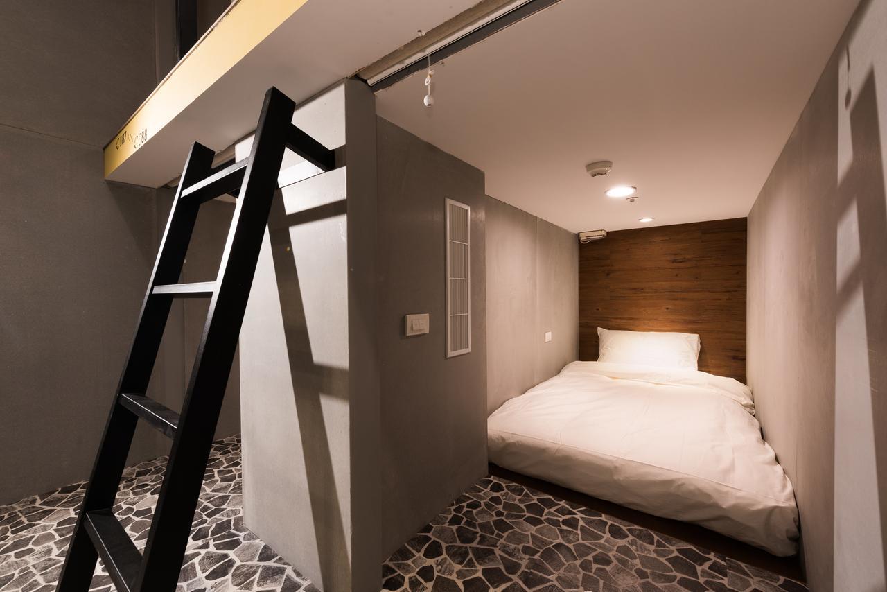 Hotel Half Taichung Exterior foto