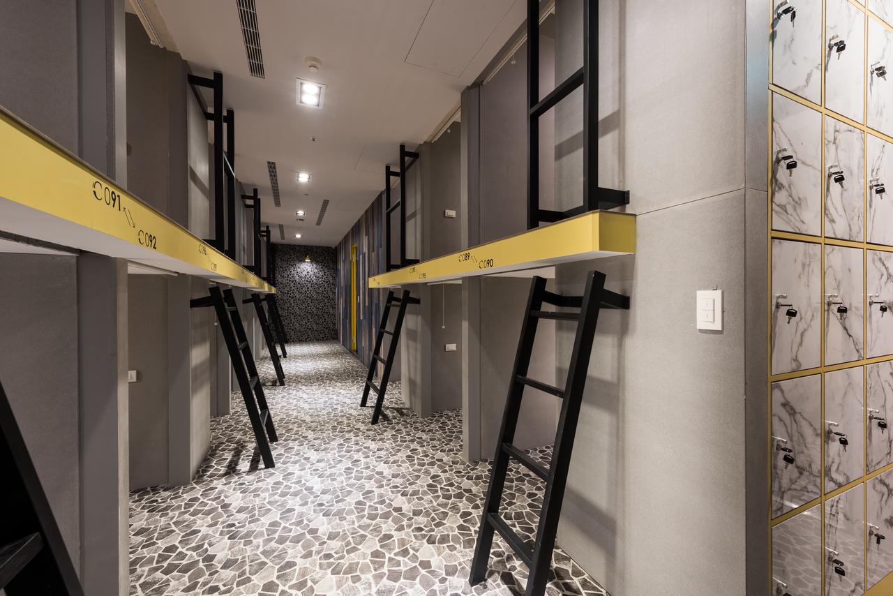 Hotel Half Taichung Exterior foto